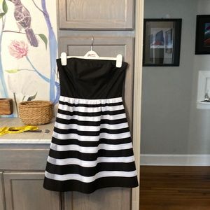 Like New Flirty Cocktail/Going Out Dress